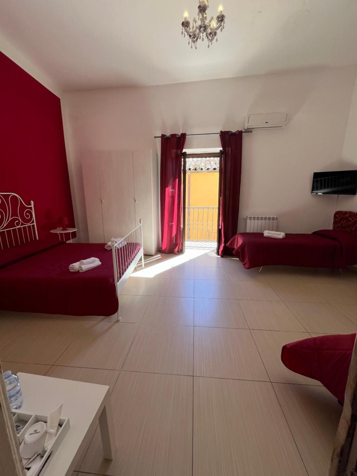 Persefone Luxury Suite Agrigento Luaran gambar