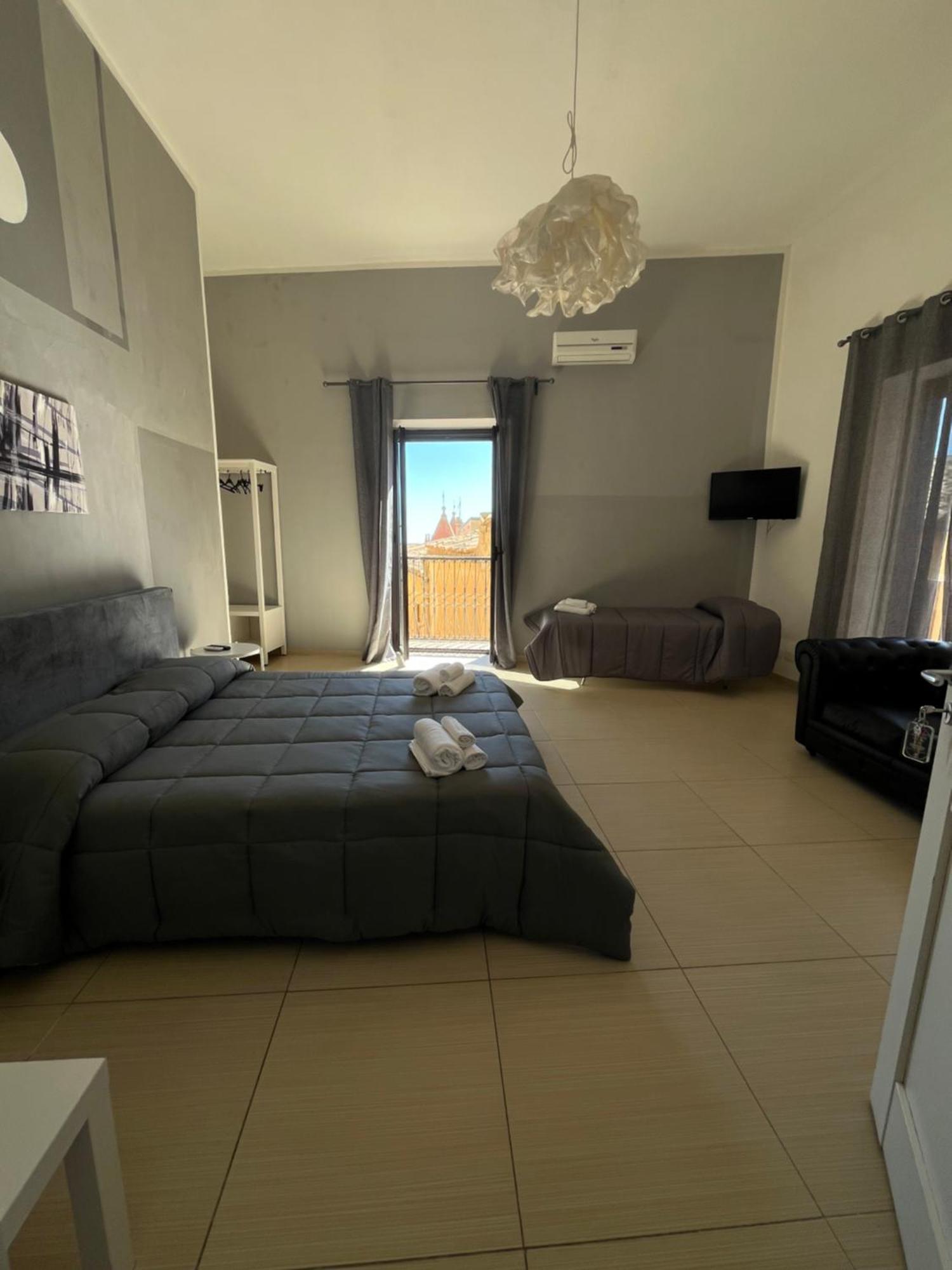 Persefone Luxury Suite Agrigento Luaran gambar